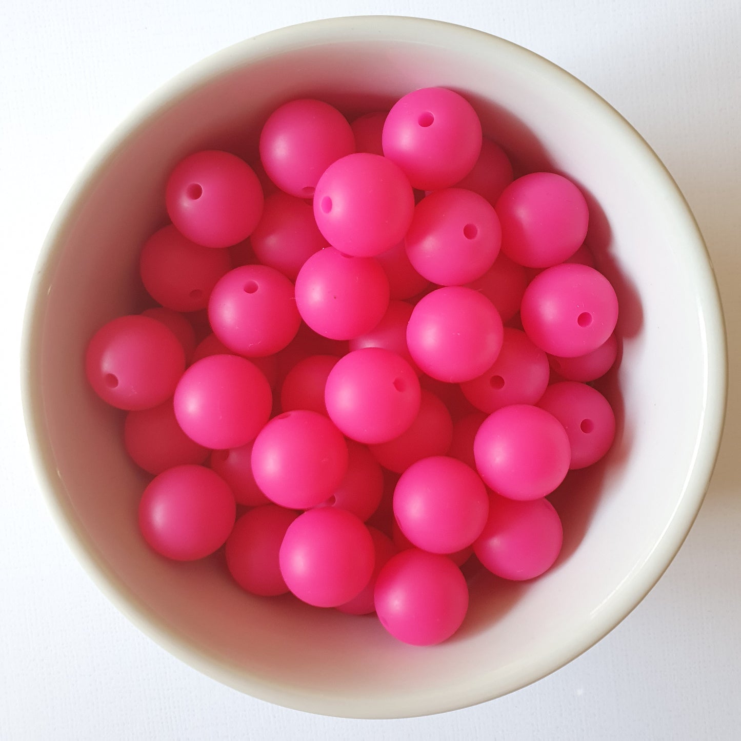 15mm round fuchsia silicone beads