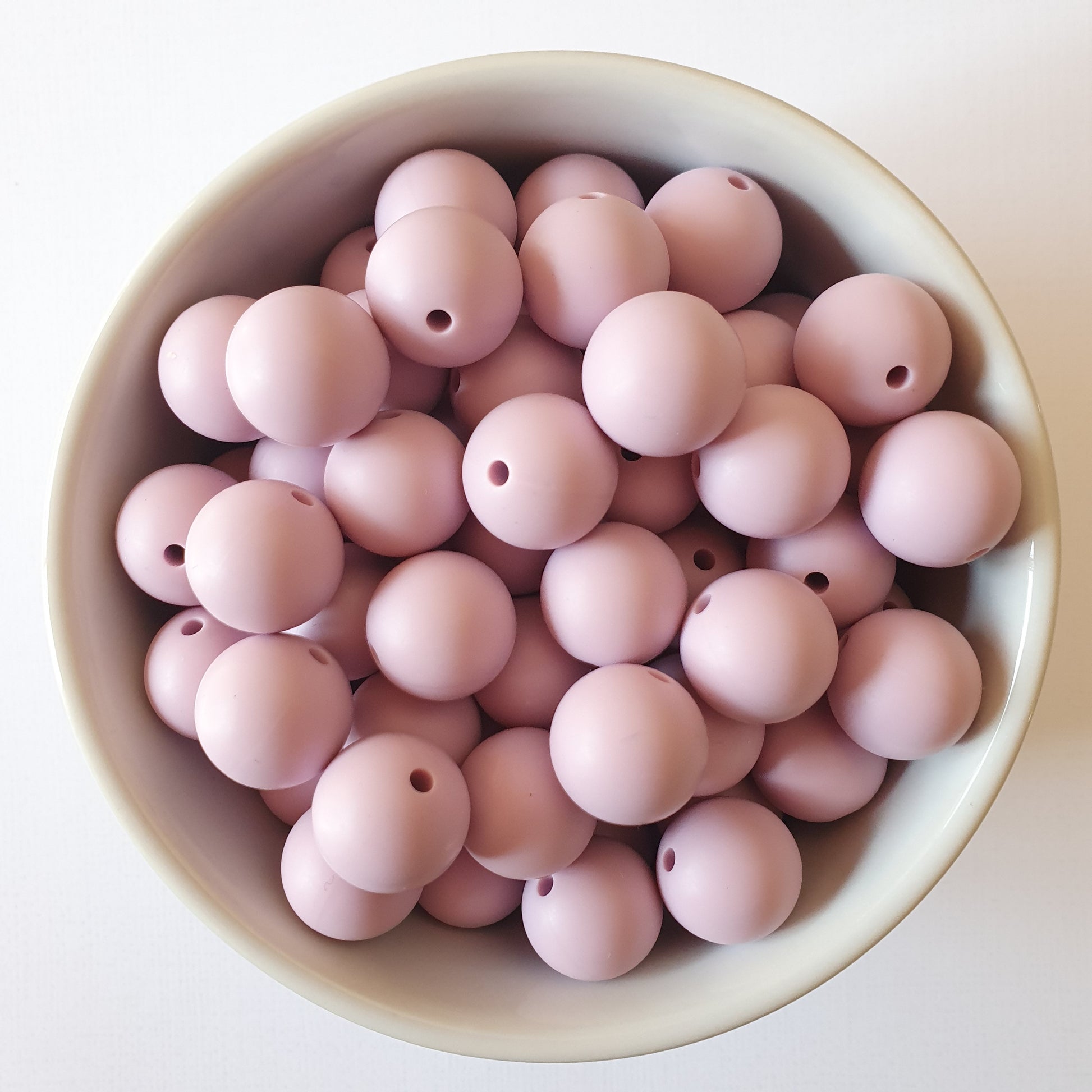 15mm round lilac silicone beads