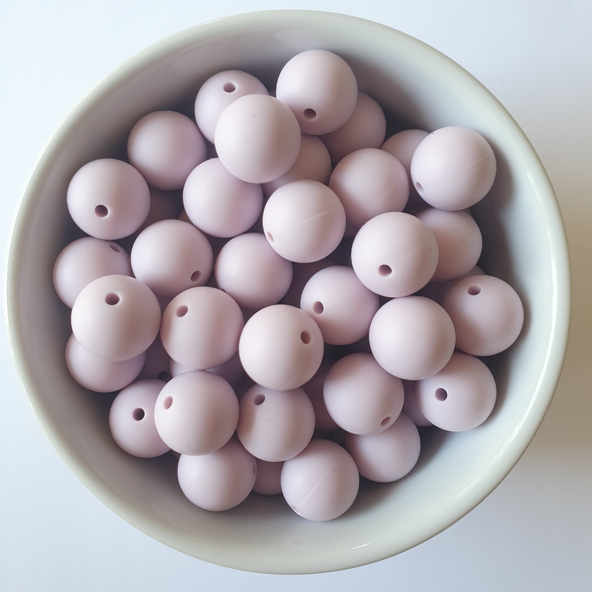 15mm Light Lilac round silicone beads
