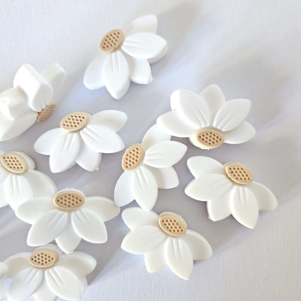 Flower Petal Silicone Beads - Hey Beadly
