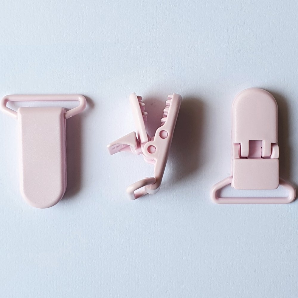 Plastic Suspender Clips - Hey Beadly