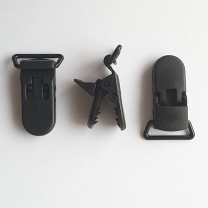 Plastic Suspender Clips - Hey Beadly